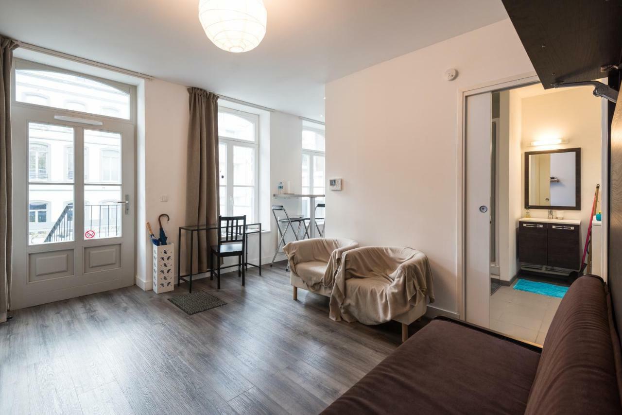 Appart République parking privé gratuit Lille Extérieur photo